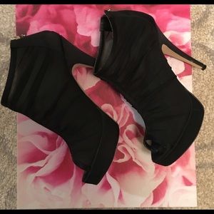 Chinese Laundry Black Heels
